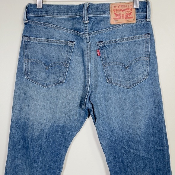 Levi's  Men's 505 Regular Fit Jeans - Picture 12 of 15